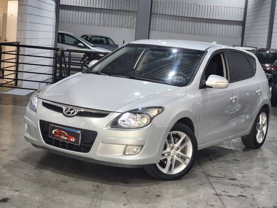 HYUNDAI I30 2.0 MPFI GLS 16V GASOLINA 4P MANUAL